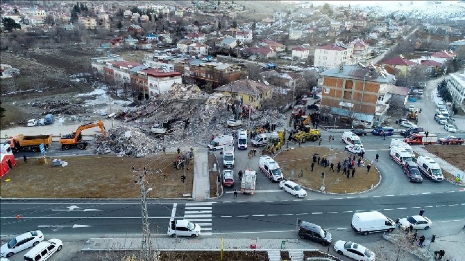 Elazığ’da 6.8 Büyüklüğünde Deprem 88