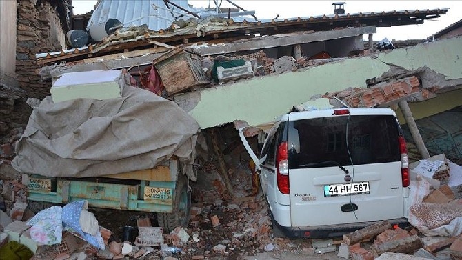 Elazığ’da 6.8 Büyüklüğünde Deprem 93