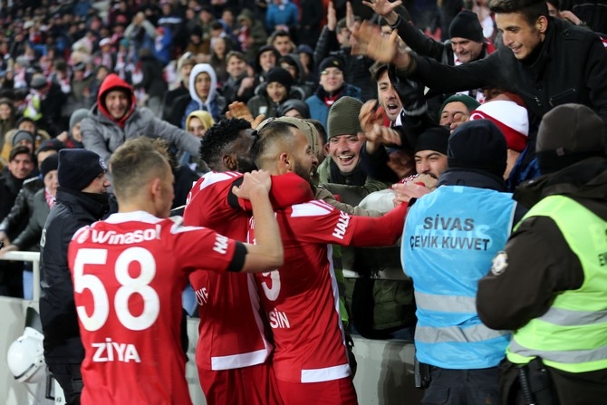 Demir Grup Sivasspor-Çaykur Rizespor Maçı Fotoğrafları 52