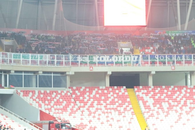 Demir Grup Sivasspor-Çaykur Rizespor Maçı Fotoğrafları 7