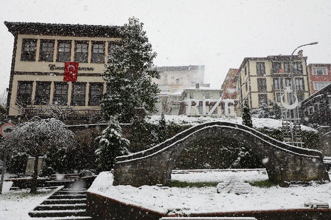 Rize ve Trabzon'da kar yağışı 1