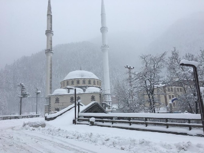 Rize ve Trabzon'da kar yağışı 19