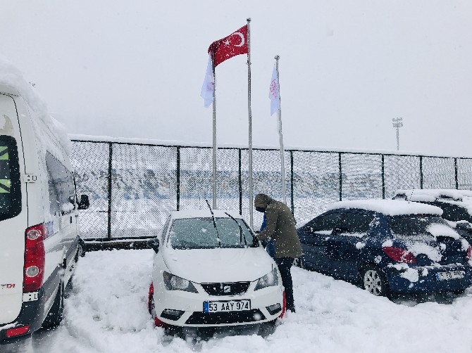 Rize ve Trabzon'da kar yağışı 5