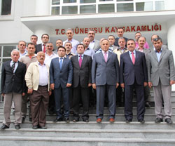 Başbakanın ilçesi Rize Valisi'ni Uğurladı