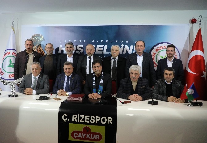 Çaykur Rizespor, Ünal Karaman ile 1,5 yıllık sözleşme imzaladı 5