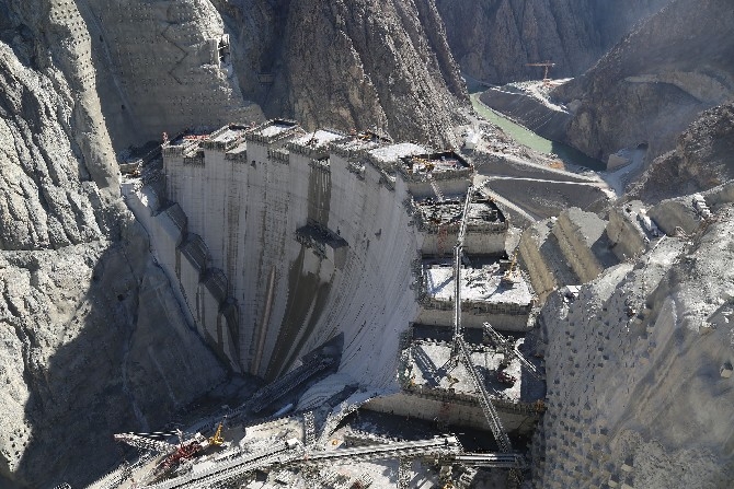 Yusufeli Barajı inşaatında fiziki gerçekleşme oranı yüzde 76'ya ula 15