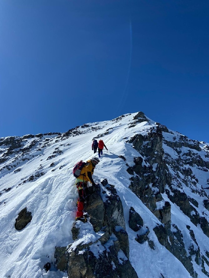 Doğu Karadenizli dağcılardan Kaçkar Dağı zirvesine zorlu tırmanış 2