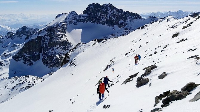 Doğu Karadenizli dağcılardan Kaçkar Dağı zirvesine zorlu tırmanış 6