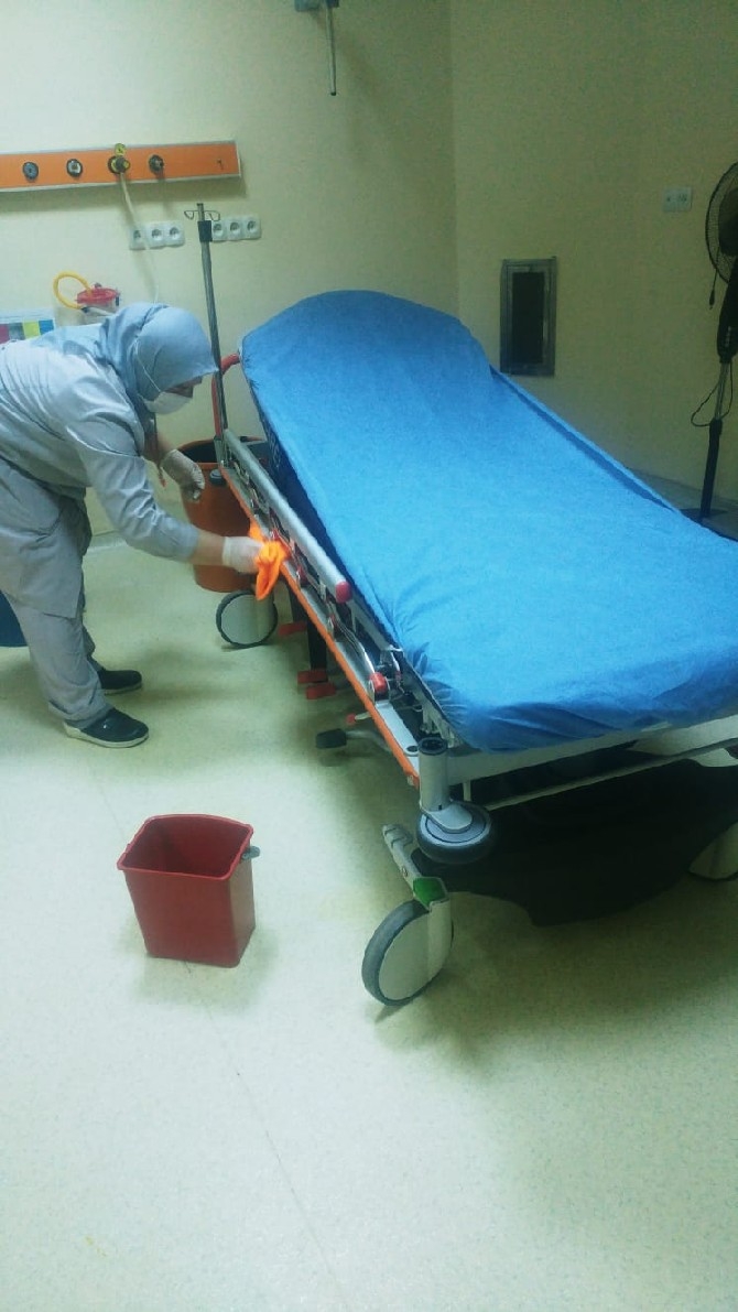 Rize'de hastaneler dezenfekte edildi 12