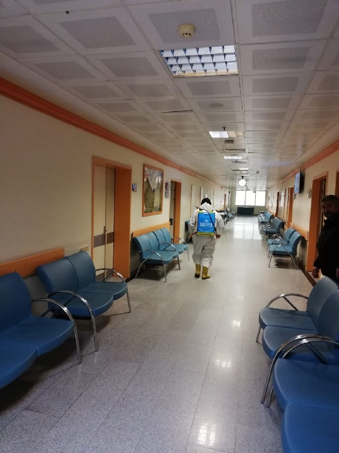 Rize'de hastaneler dezenfekte edildi 27