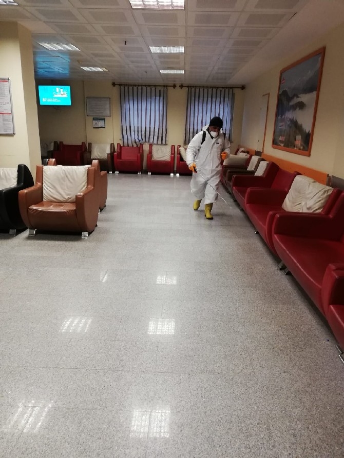 Rize'de hastaneler dezenfekte edildi 28