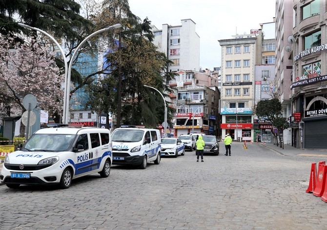 Sokağa çıkma yasağıyla Trabzon sessizliğe büründü 3
