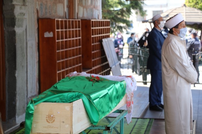 Rize'de öldürülen AK Parti Fındıklı İlçe Başkan Yardımcısı Gamze Pa 13