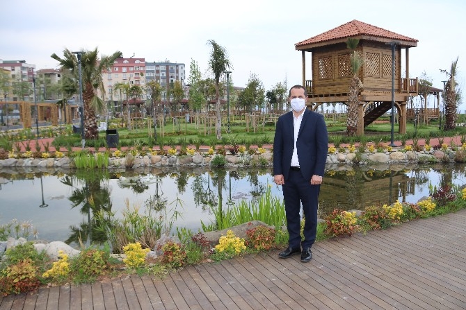 Trabzon'un deniz manzaralı Millet Bahçesi tamamlandı 7
