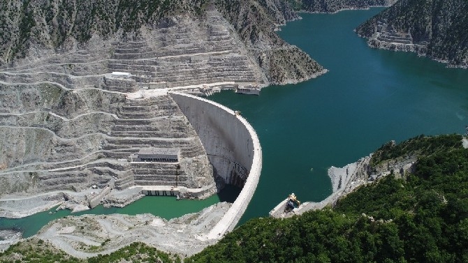 Artvin’de bulunan barajlardan ekonomiye 7 milyarlık katkı 10