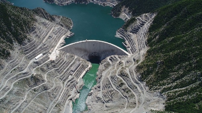 Artvin’de bulunan barajlardan ekonomiye 7 milyarlık katkı 12