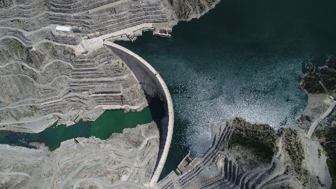 Artvin’de bulunan barajlardan ekonomiye 7 milyarlık katkı 13