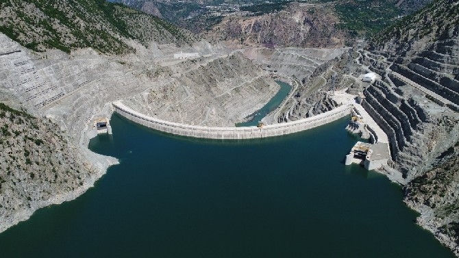 Artvin’de bulunan barajlardan ekonomiye 7 milyarlık katkı 8