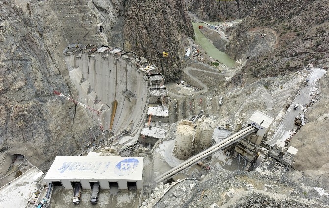 Türkiye'nin en yüksek barajı 205 metreye ulaştı 1