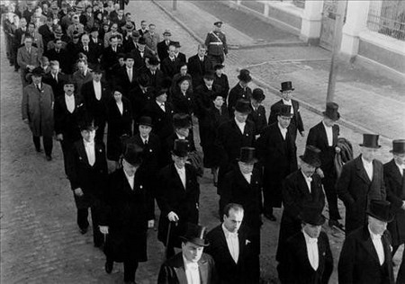 Atatürk'ün cenaze töreninden bilinmeyen fotoğraflar 16