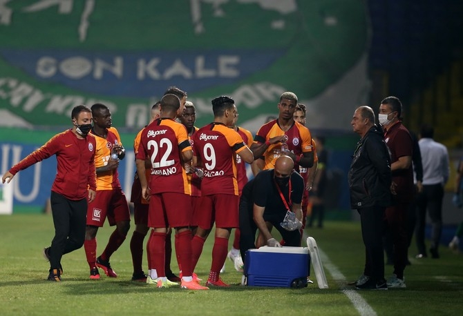 Çaykur Rizespor - Galatasaray Maçı Fotoğrafları 119
