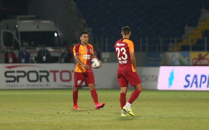 Çaykur Rizespor - Galatasaray Maçı Fotoğrafları 142