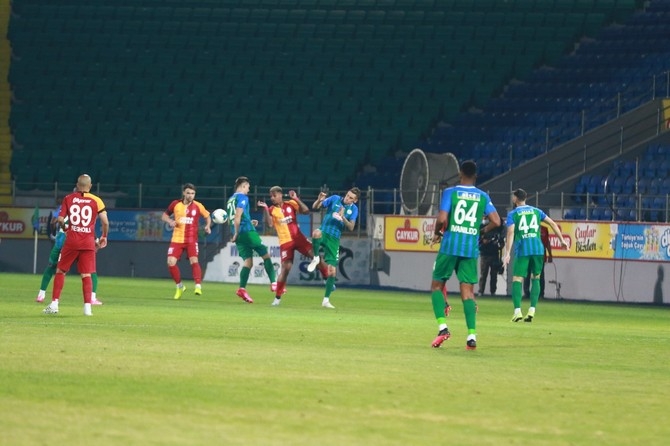 Çaykur Rizespor - Galatasaray Maçı Fotoğrafları 19