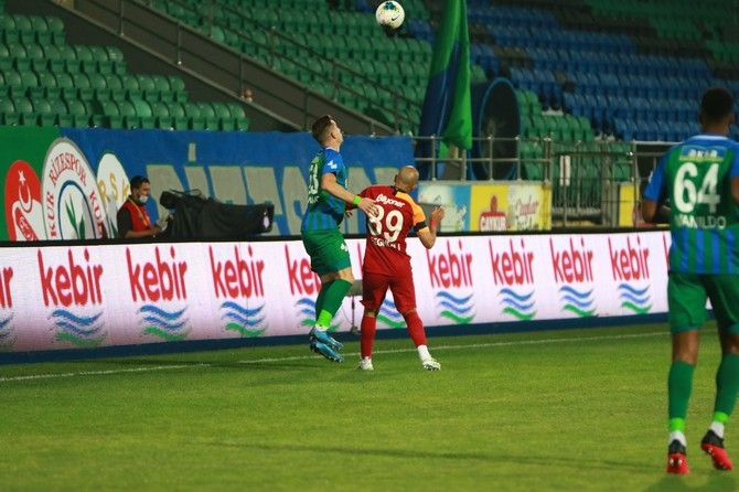 Çaykur Rizespor - Galatasaray Maçı Fotoğrafları 23