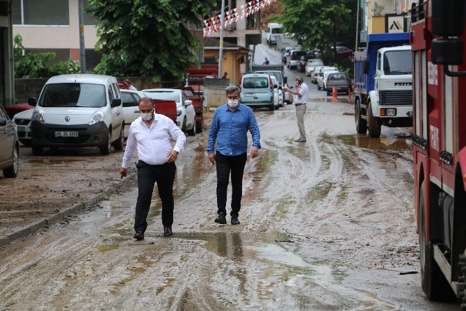 İyidere'de Şiddetli Yağış 15 İş Yerini Su Bastı 12