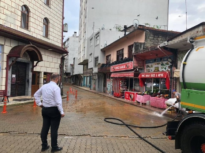 İyidere'de Şiddetli Yağış 15 İş Yerini Su Bastı 2