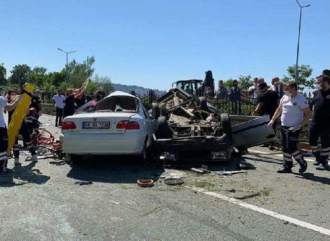 Rize'de Trafik Kazası 2 Ölü, 1 Ağır Yaralı 2