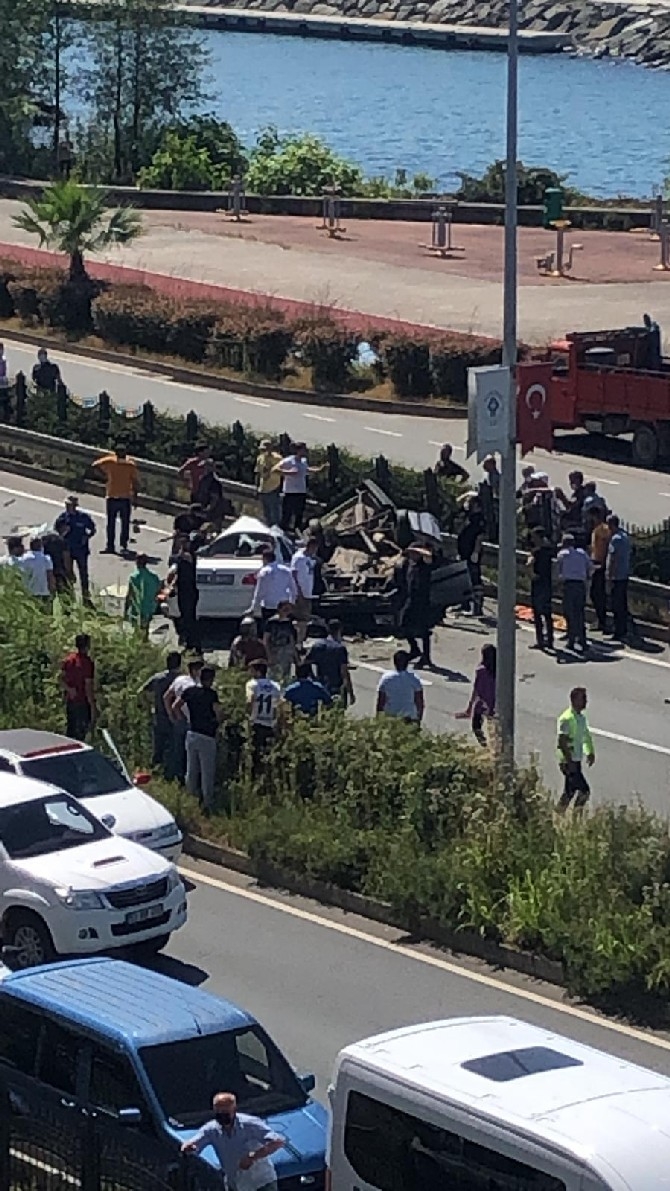 Rize'de Trafik Kazası 2 Ölü, 1 Ağır Yaralı 5