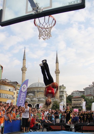 Rize'de Nefes Kesen Gösteri 4
