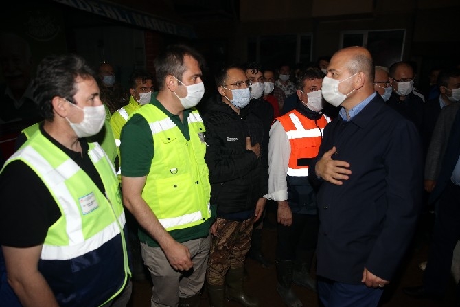 İçişleri Bakanı Soylu, Rize'deki sel bölgesinde incelemede bulundu 10