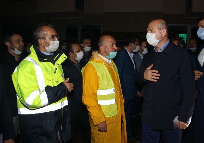 İçişleri Bakanı Soylu, Rize'deki sel bölgesinde incelemede bulundu 11