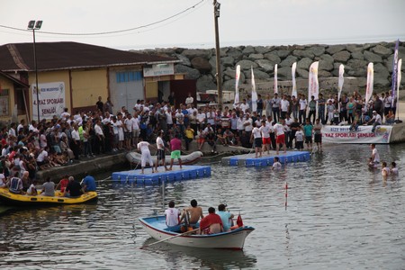 Rize'de Denizde Güç Gösterisi 29