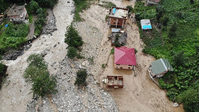 Kaçkar köyü havadan görüntülenince felaketin boyutu ortaya çıktı 12