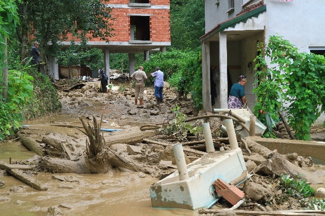 Kaçkar köyü havadan görüntülenince felaketin boyutu ortaya çıktı 15