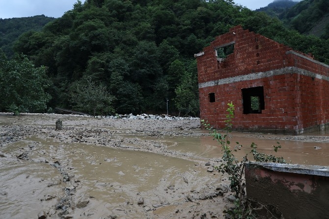 Kaçkar köyü havadan görüntülenince felaketin boyutu ortaya çıktı 9