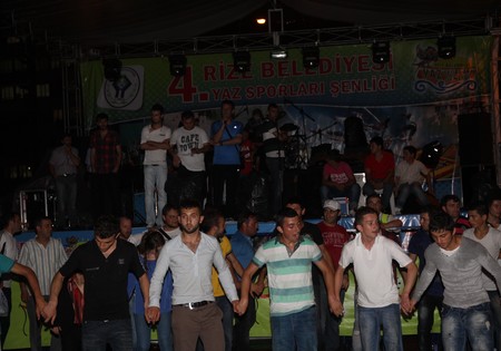 Yağmur Yağdı Çakar Çaktı Sis Coşturdu 10