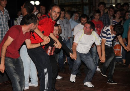 Yağmur Yağdı Çakar Çaktı Sis Coşturdu 14