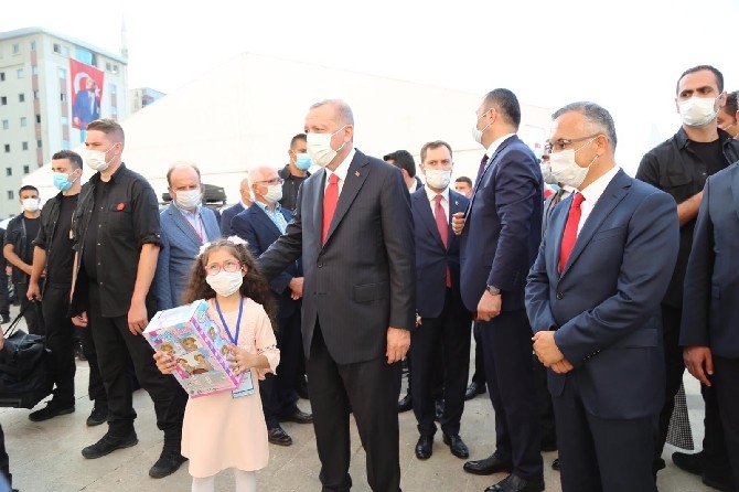 Cumhurbaşkanı Erdoğan Rize Valiliğini Ziyaret Etti 5