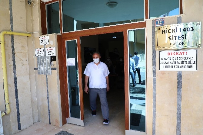 Rize'de apartman yöneticisi binayı karantinaya aldı 7