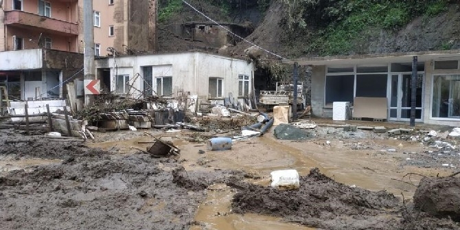 Aşırı Yağışlar Rize’de Hayatı Olumsuz Etkiledi 17