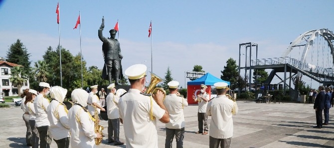 Atatürk'ün Rize'ye gelişinin 96. yıl dönümü kutlandı 5