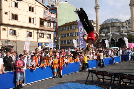 100 Bin Kişi Bu Şenlikleri İzledi - 1 10