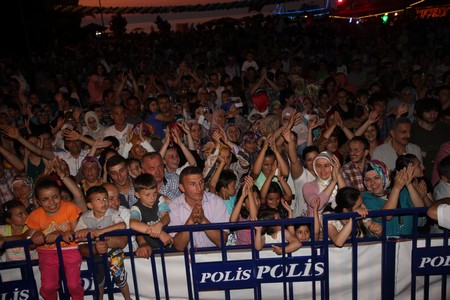 100 Bin Kişi Bu Şenlikleri İzledi - 1 93