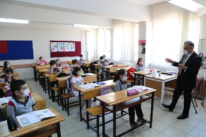 Rize'de Yüz Yüze Eğitime Geçişte İkinci Aşama Başladı 9