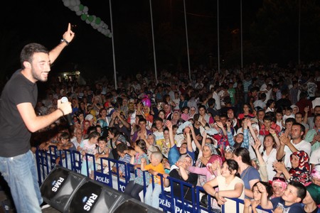 100 Bin Kişi Bu Şenlikleri İzledi – 3 131