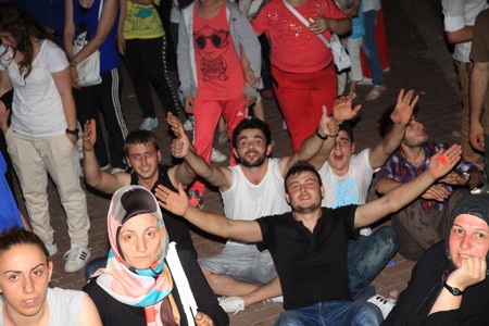 100 Bin Kişi Bu Şenlikleri İzledi – 3 155